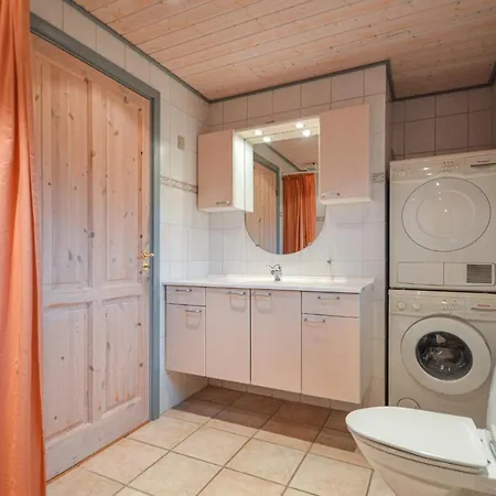 Vakantiehuis Nice home in Rømø w/ Sauna, WiFi&4 Bedrooms Romo