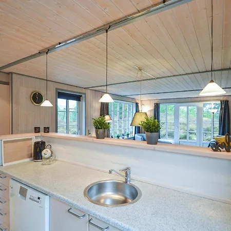 Nice home in Rømø w/ Sauna, WiFi&4 Bedrooms Romo