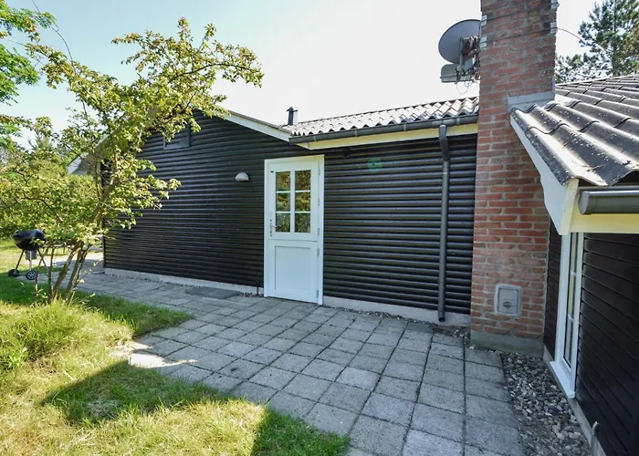 Beautiful In Romo With Kitchen *